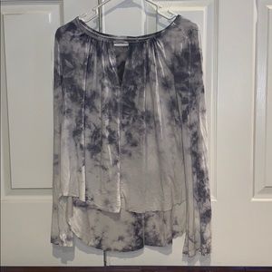A cute good condition grey and white marble shirt.